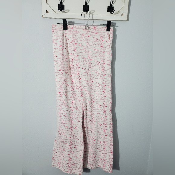 Lilly Pulitzer "A Little Birdie Told Me..." pajama set - Picture 12 of 13